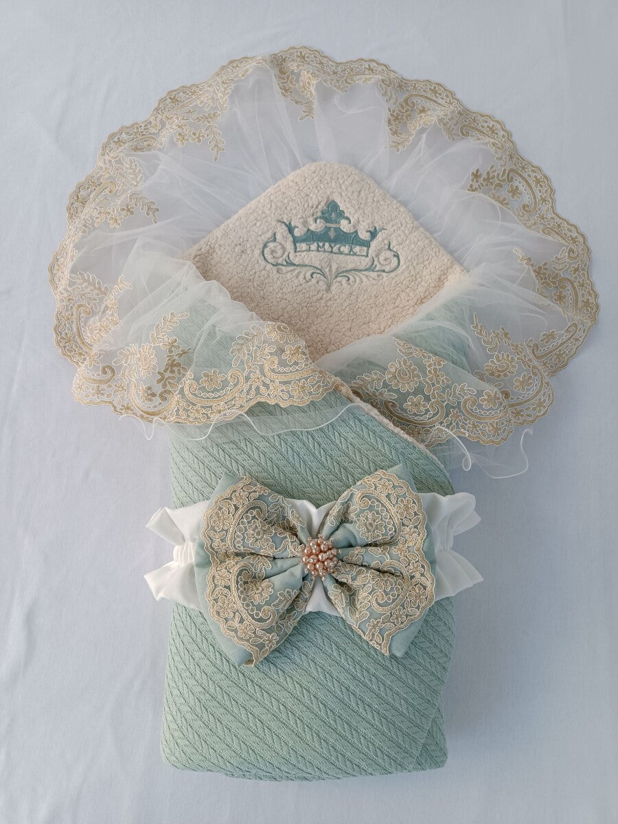 Swaddle Blanket with Tulle and Bow
